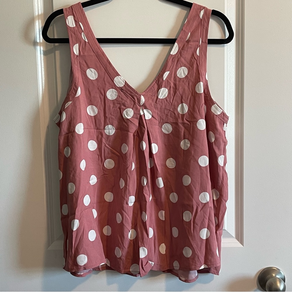 Torrid Pink/White Dot Challis Pleat Back Tank Top, 10 NWT